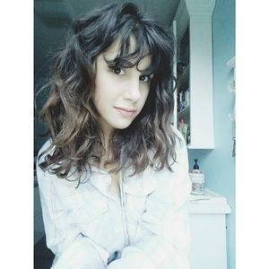 Meet your Posher, Angie